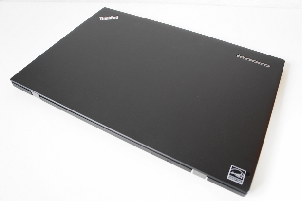 『ThinkPad X1 Carbon』本体
