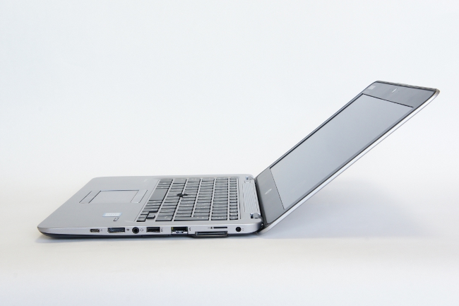 日本HP『HP EliteBook 820 G3』レビュー 軽くて高性能なビジネス向け 
