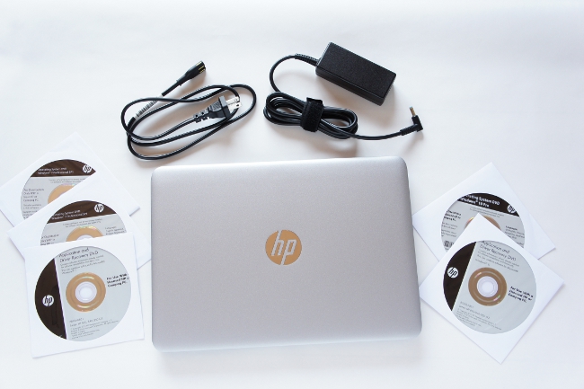 『HP EliteBook 820 G3』一式