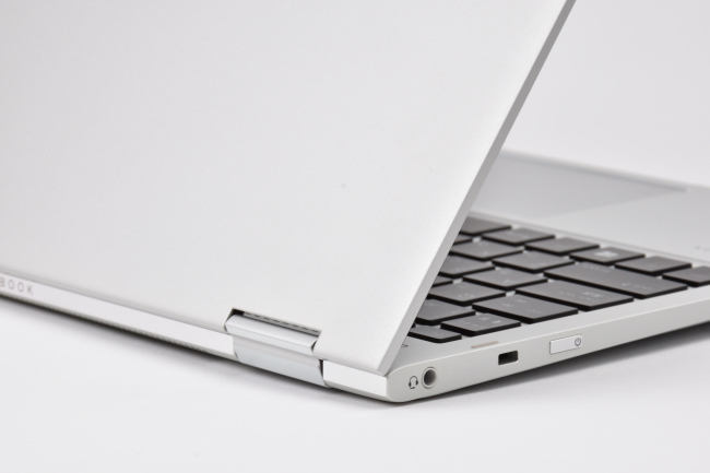 HP EliteBook x360 1020 G2』レビュー ビジネスシーンも快適に使える 