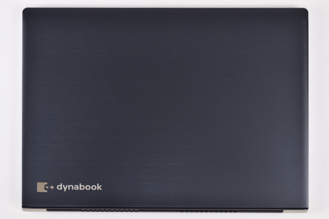 dynabook UZ63/F 天面（その１）