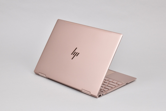 HP Spectre x360 Special Edition 背面側（その３）