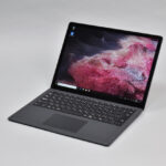 マイクロソフト『Surface Laptop 2』レビュー ブラックカラーの存在感がバツグン！快適に使える 13インチモバイルノート（前編）