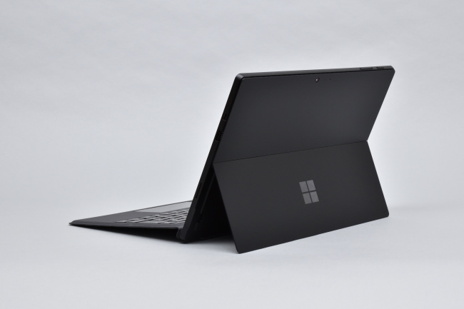 マイクロソフト『Surface Pro 6』レビュー 性能が進化！存在感ある 