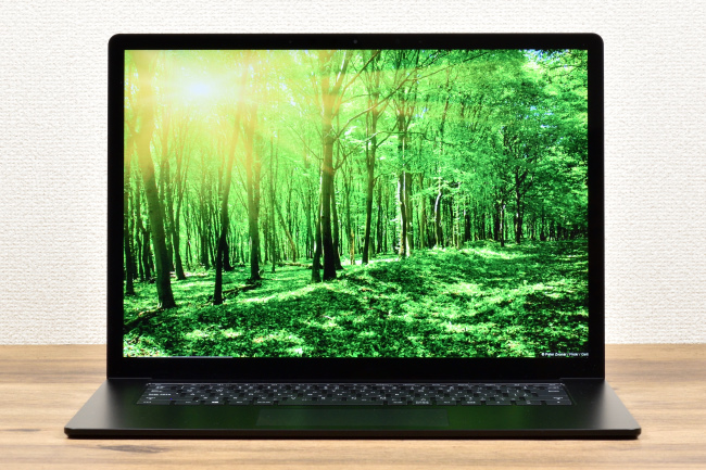 マイクロソフト Surface Laptop 4 (15インチ) レビュー：洗練された 