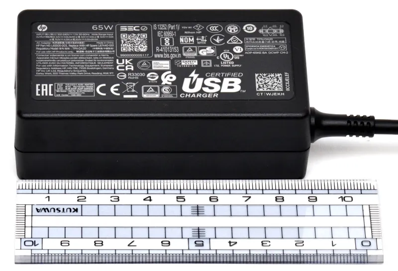 電源アダプターの大きさ（実測）
