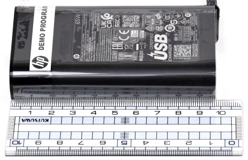 電源アダプターの大きさ（実測）