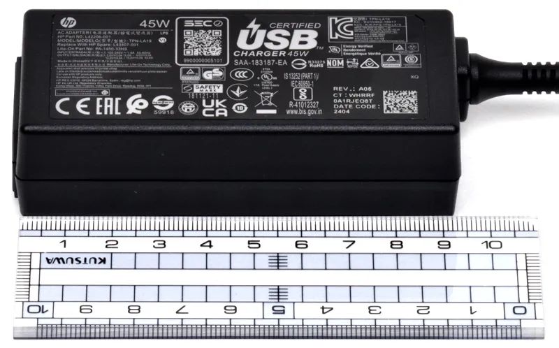 電源アダプターの大きさ（実測）