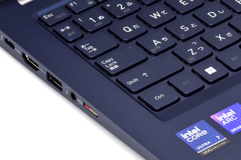 SDカードスロット
