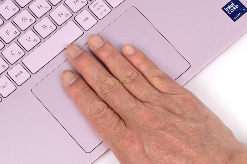 タッチパッドのサイズ感