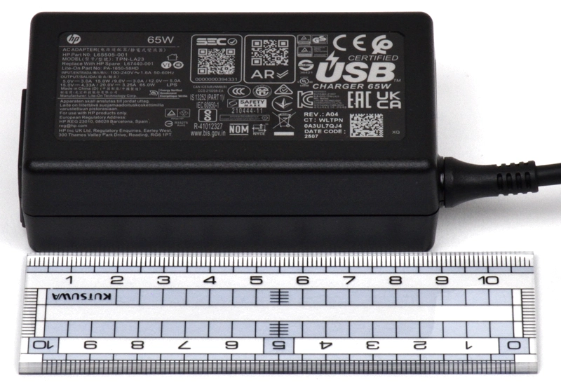 電源アダプターの大きさ(実測)