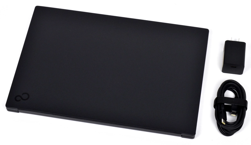 同梱品一式 width=