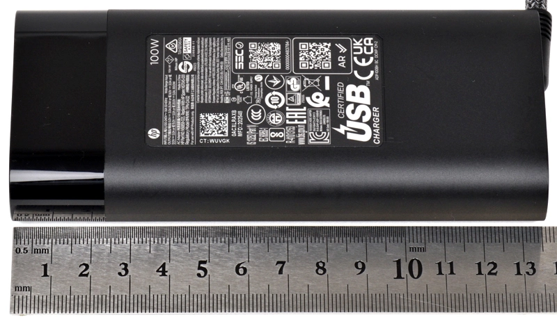 電源アダプターの大きさ（実測）