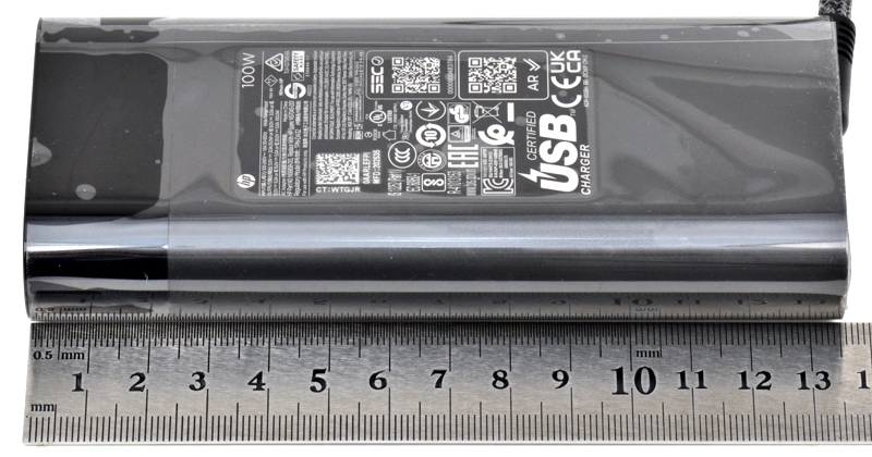 電源アダプターの大きさ（実測）